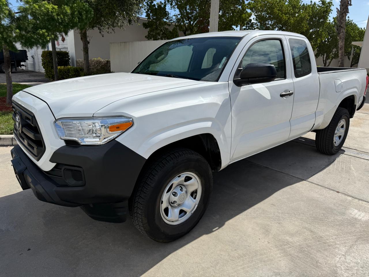 2017 Toyota Tacoma SR5 Access Cab I4 6AT 2WD