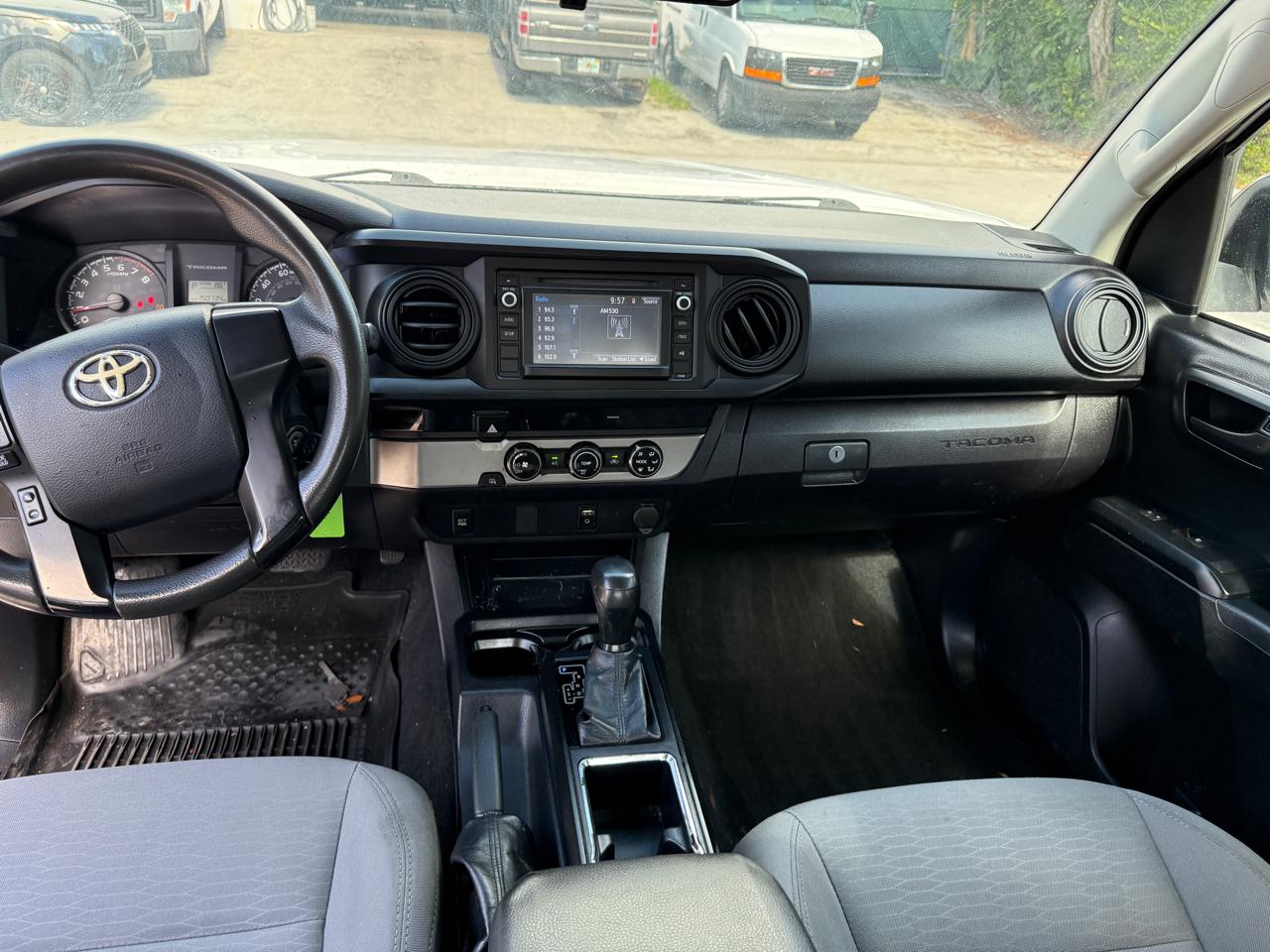Toyota Tacoma SR5 Access Cab I4 6AT 2WD 2017