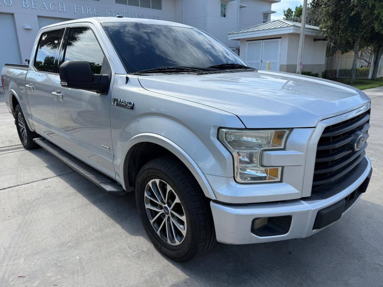 Ford F-150 XLT SuperCrew 5.5-ft. Bed 2WD 2016