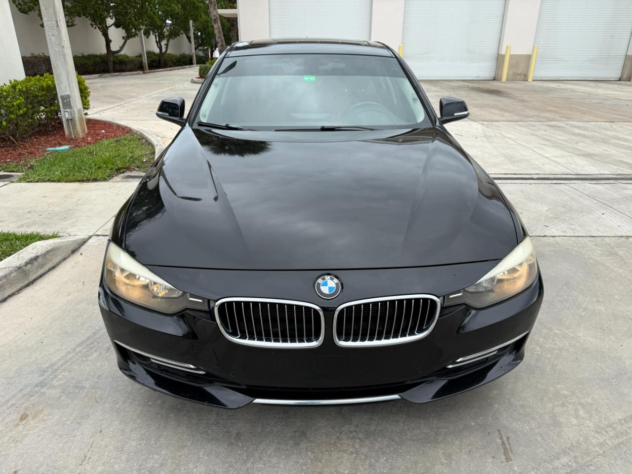 BMW 3-Series 328i Sedan 2014