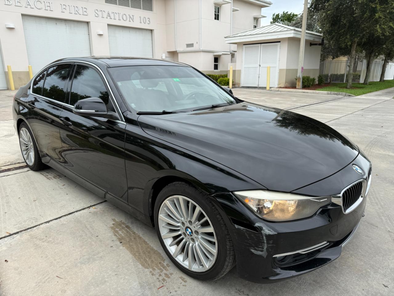 BMW 3-Series 328i Sedan 2014