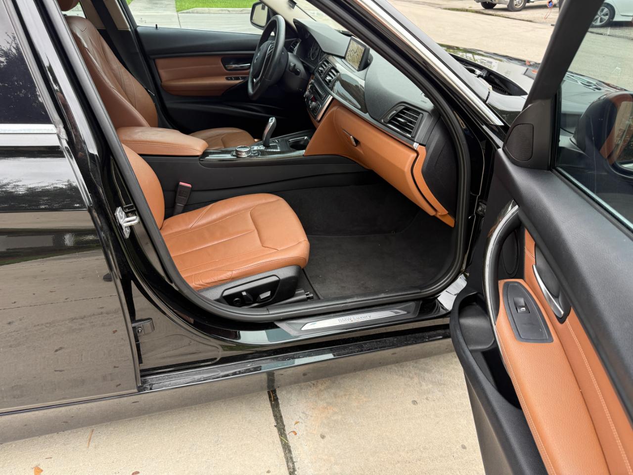 BMW 3-Series 328i Sedan 2014
