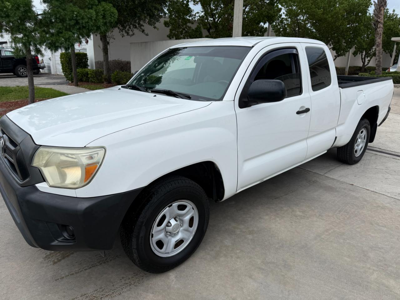 Toyota Tacoma Access Cab I4 4AT 2WD 2015