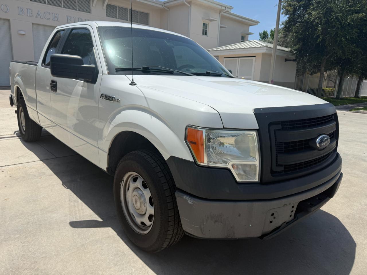 Ford F-150 Lariat SuperCab 6.5-ft. Bed 2WD 2014
