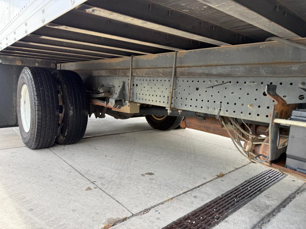 Isuzu NPR  2019