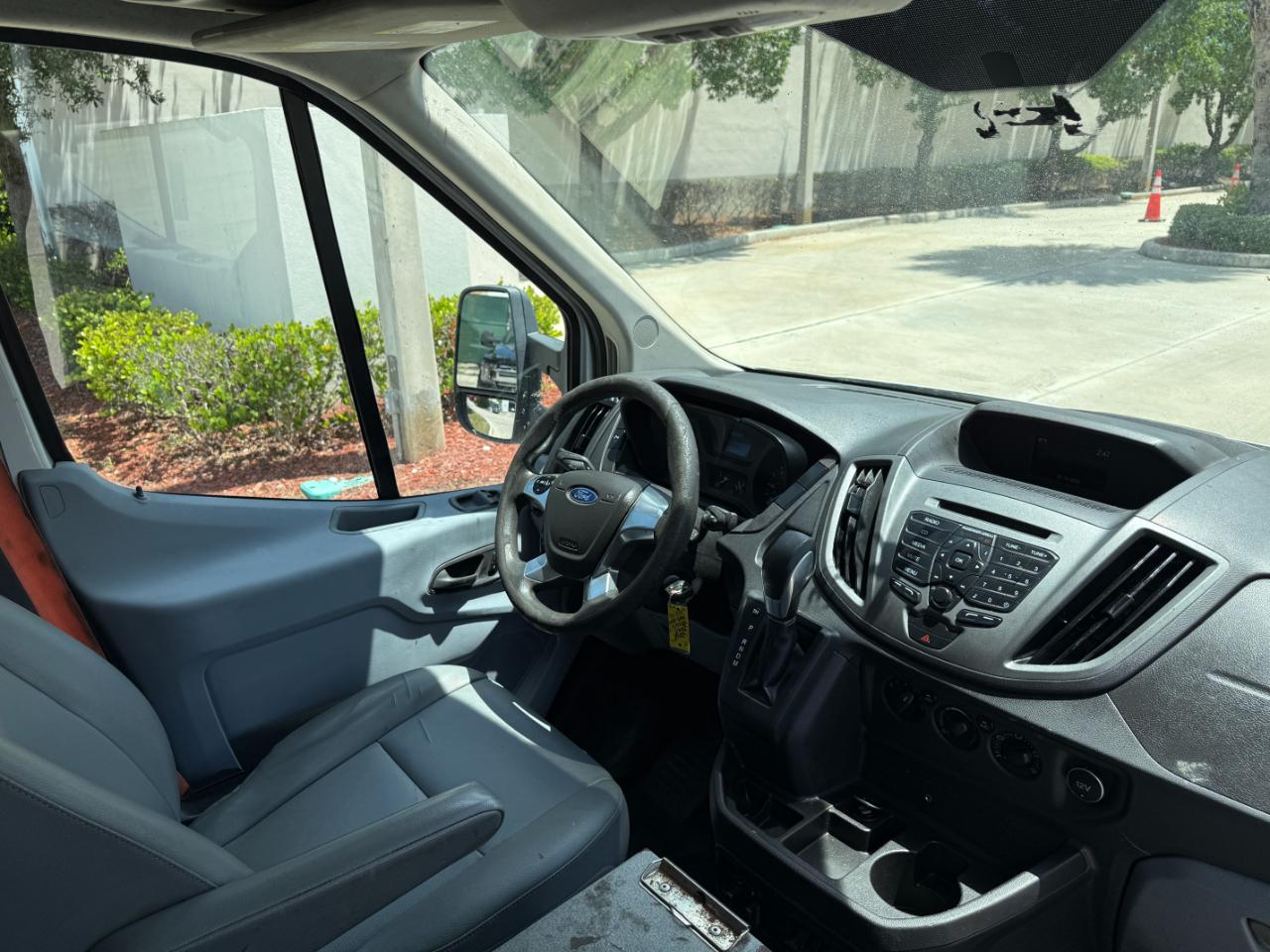Ford Transit 350 Van Med. Roof w/Sliding Pass. 148-in. WB 2018