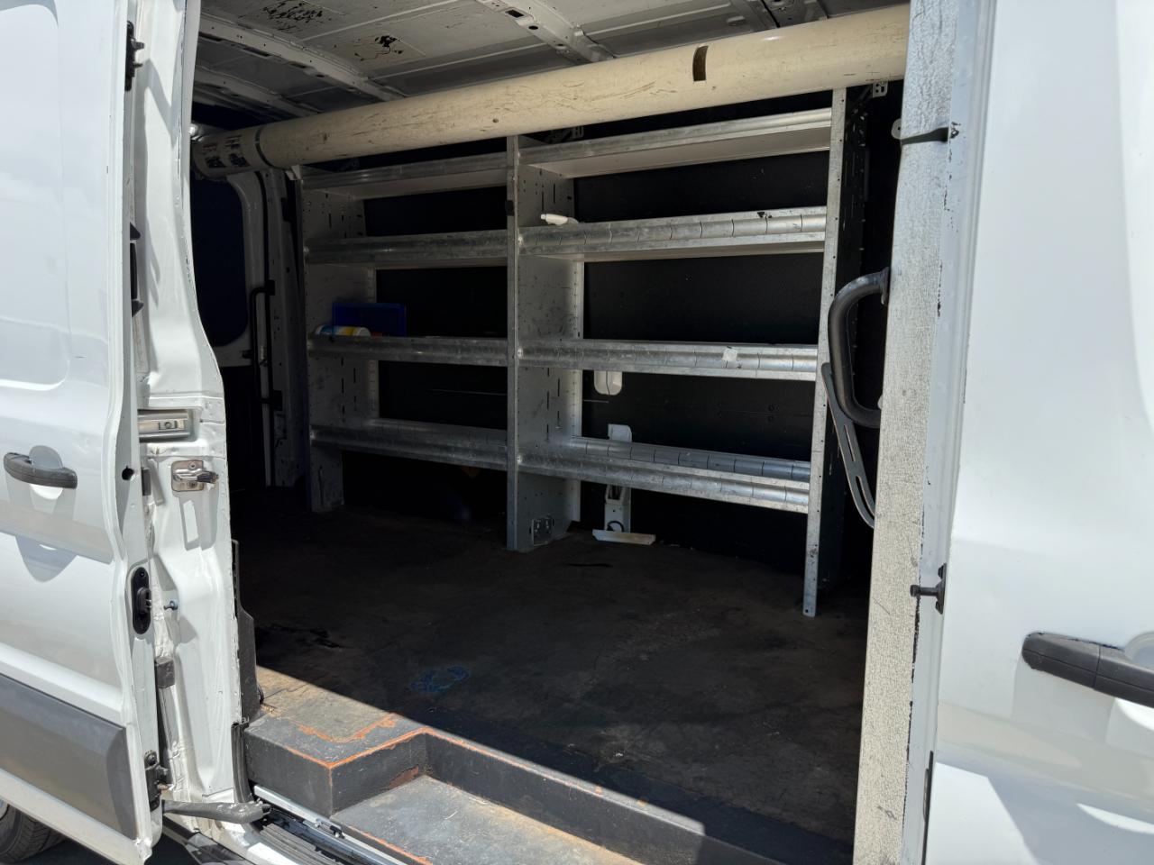 Ford Transit 350 Van Med. Roof w/Sliding Pass. 148-in. WB 2018