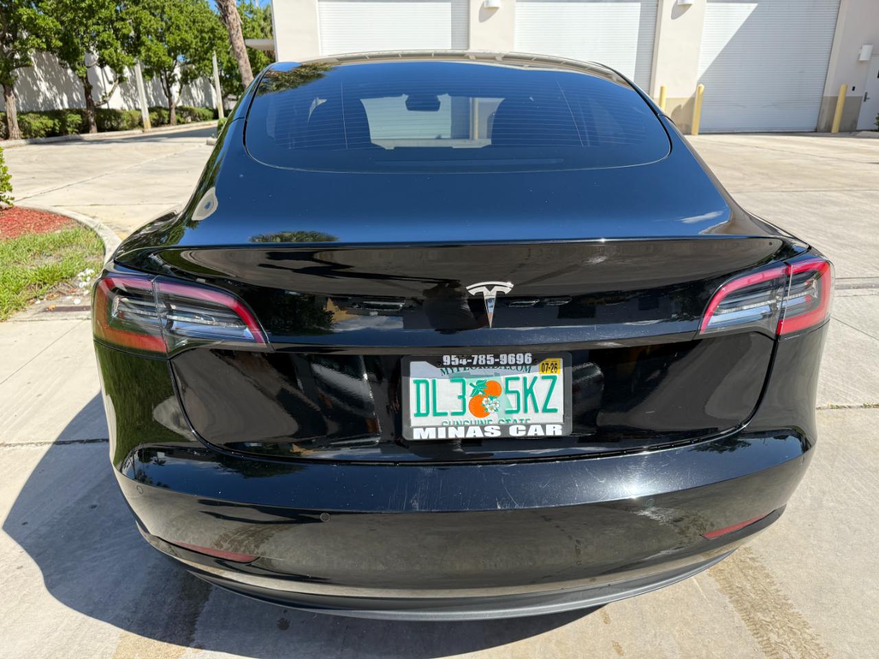 Tesla Model 3 Standard Range Plus 2022