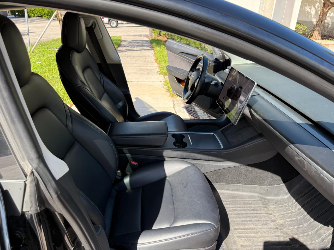 Tesla Model 3 Standard Range Plus 2022