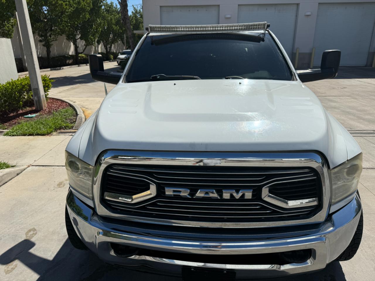 RAM 2500 Laramie Crew Cab LWB 4WD 2011