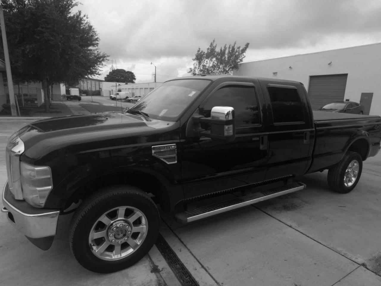 Ford F-350 SD XLT Crew Cab Long Bed 4WD 2009