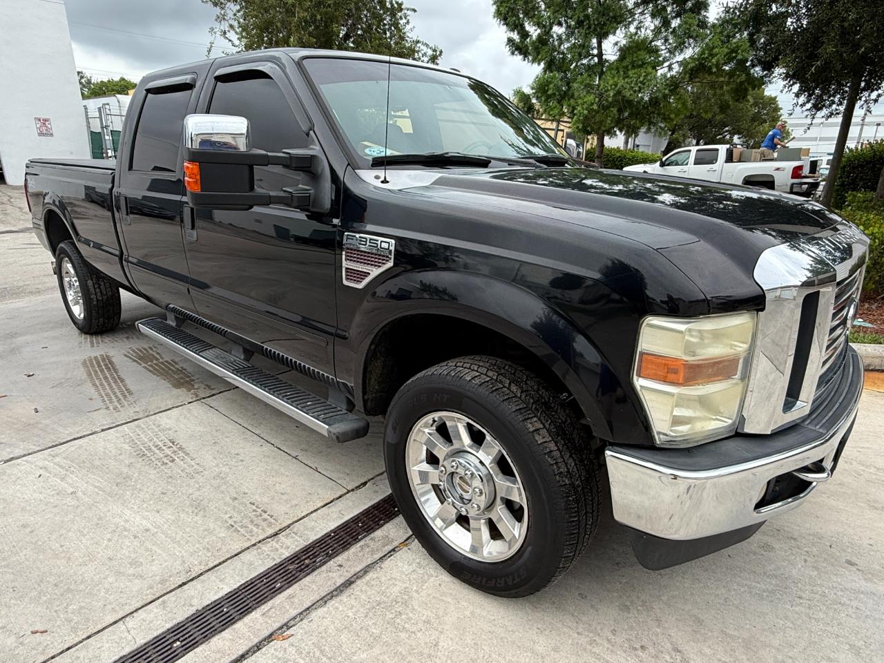 Ford F-350 SD XLT Crew Cab Long Bed 4WD 2009