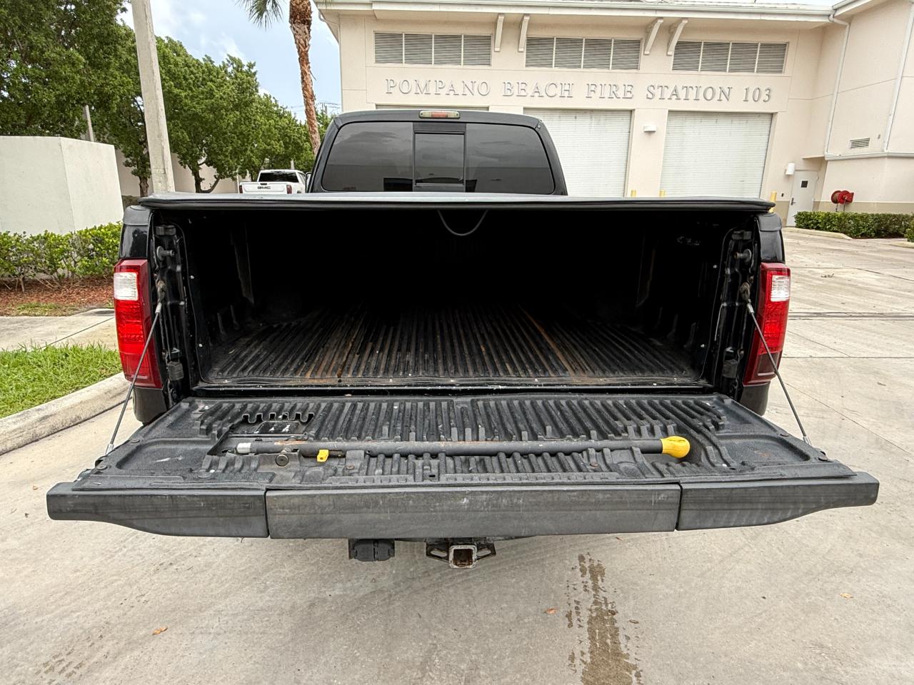 Ford F-350 SD XLT Crew Cab Long Bed 4WD 2009