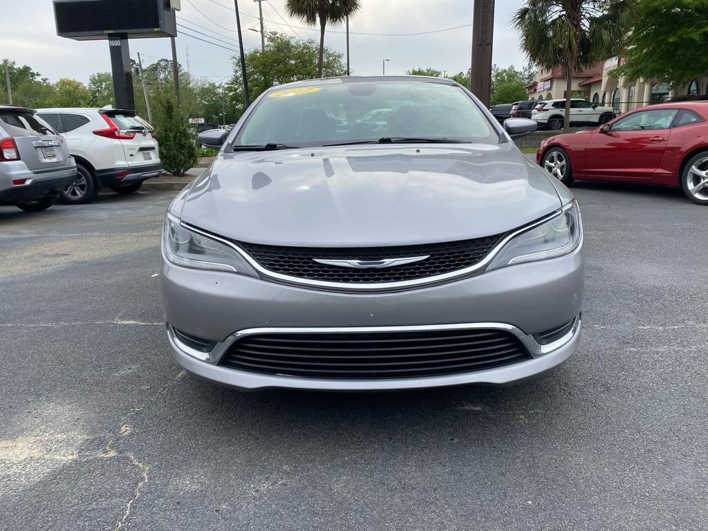 Chrysler 200  2017
