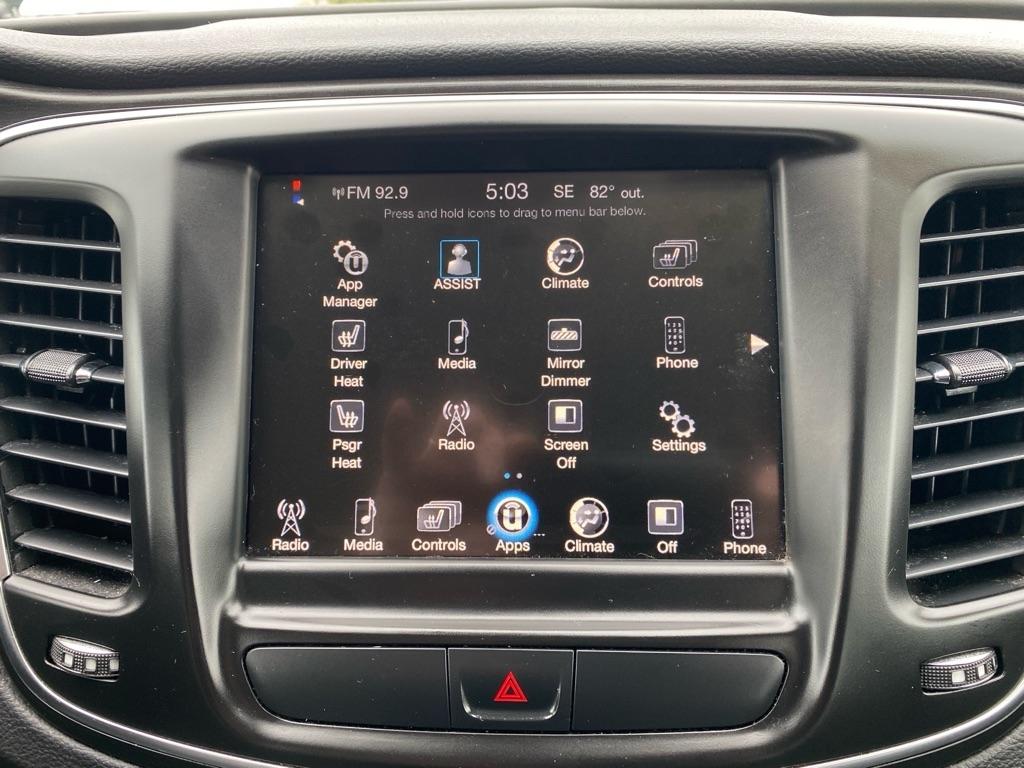 Chrysler 200  2017