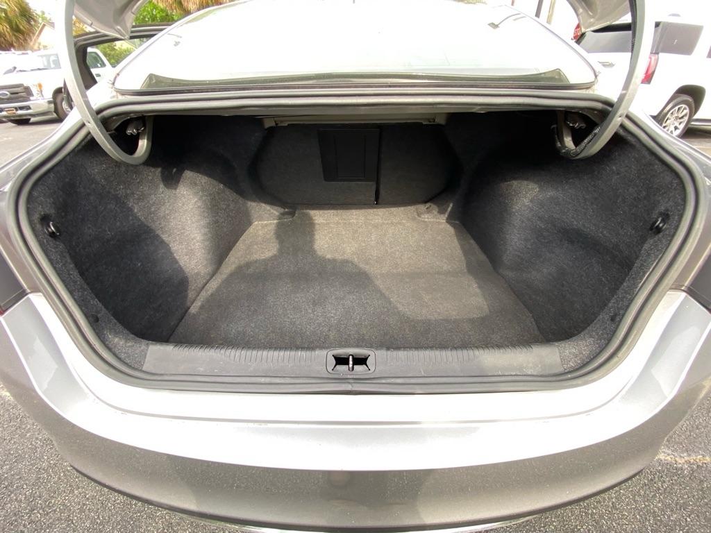 Chrysler 200  2017