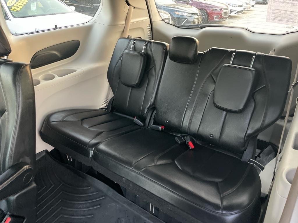 Chrysler Pacifica  2020