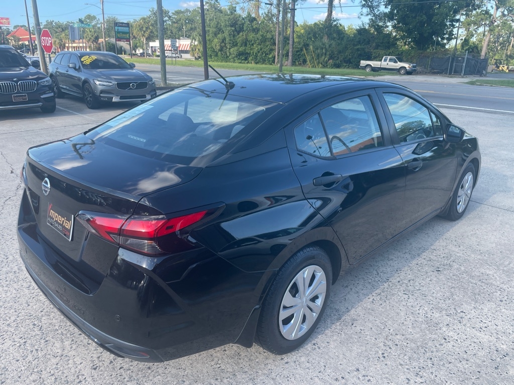 2020 Nissan Versa S photo 5