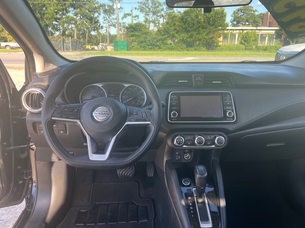 2020 Nissan Versa S photo 12