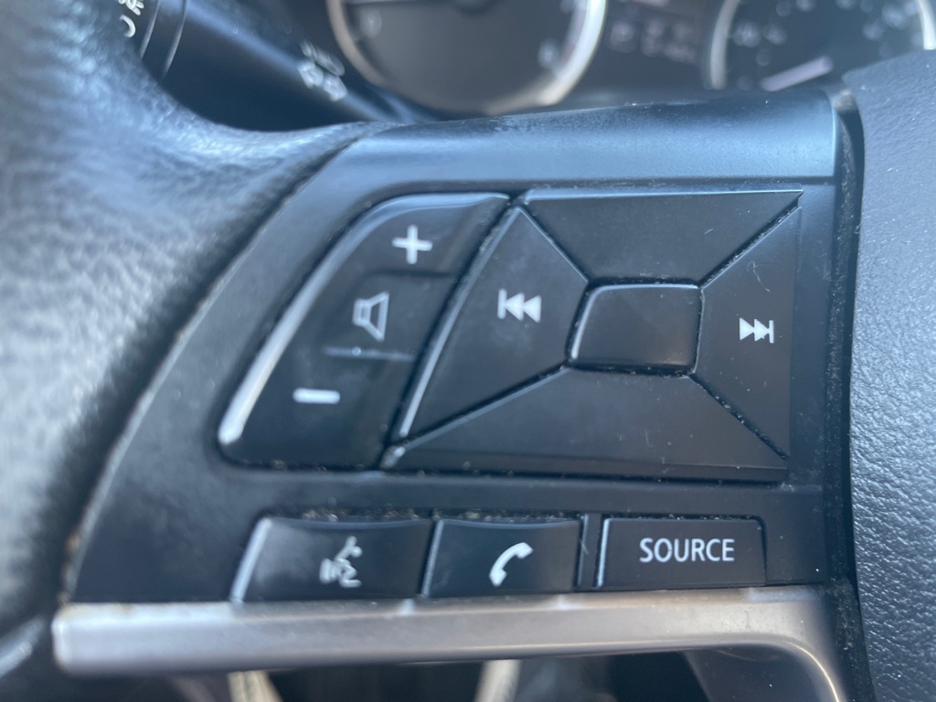 2020 Nissan Versa S photo 16