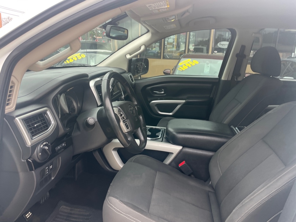 Nissan Titan  2019 Nissan Titan  2019