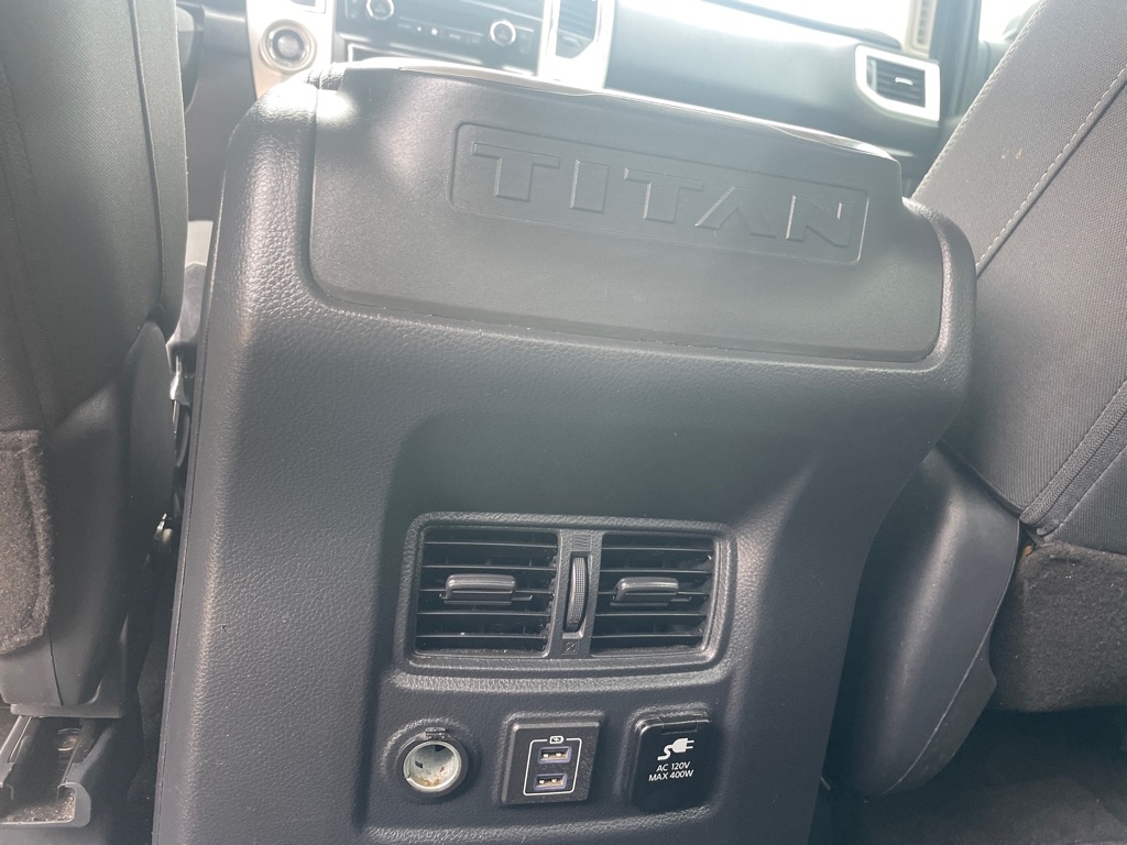 Nissan Titan  2019 Nissan Titan  2019