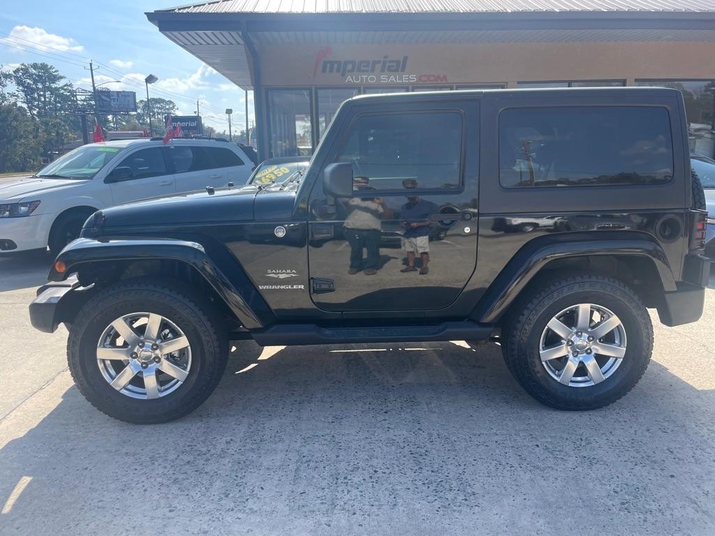 Jeep Wrangler 4WD 2dr Sahara 2014