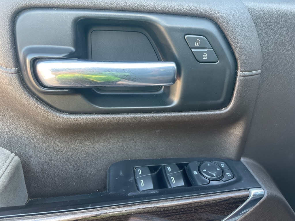 Chevrolet Silverado 1500  2021