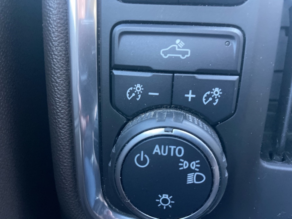 Chevrolet Silverado 1500  2021