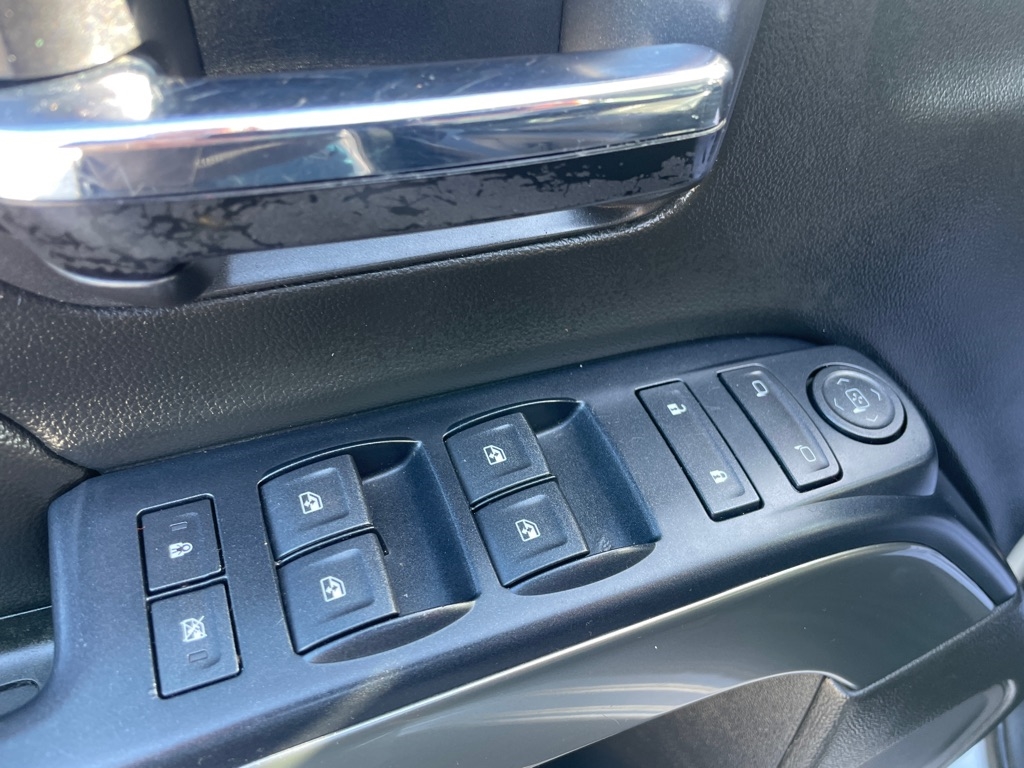 Chevrolet Silverado 1500  2018