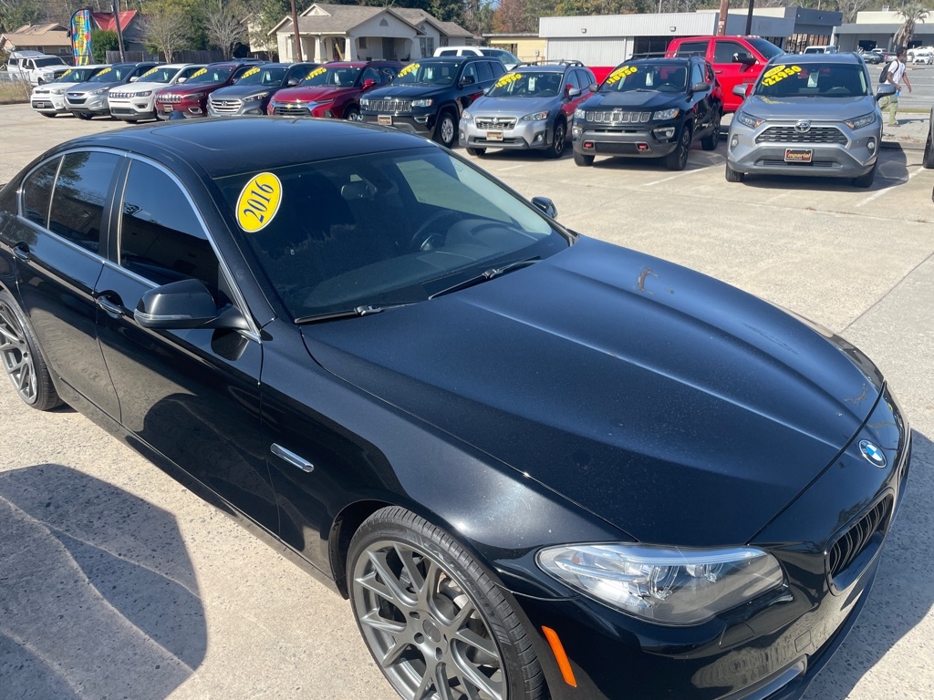 BMW 5-Series  2016