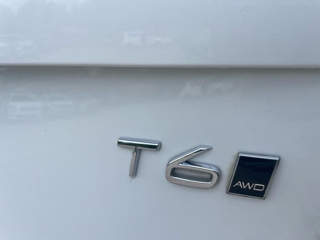 Volvo XC90  2017