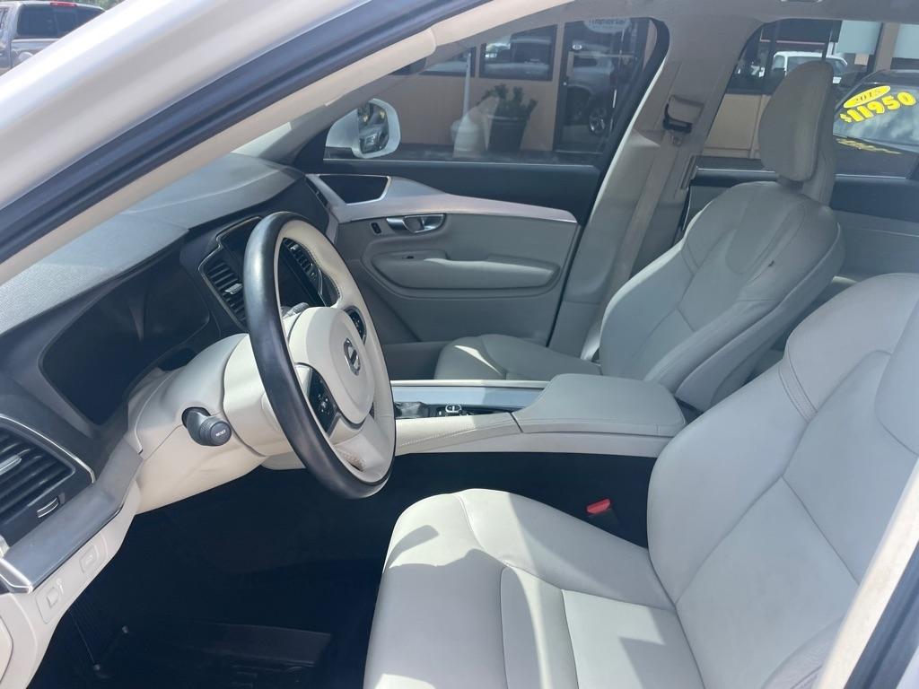 Volvo XC90  2017