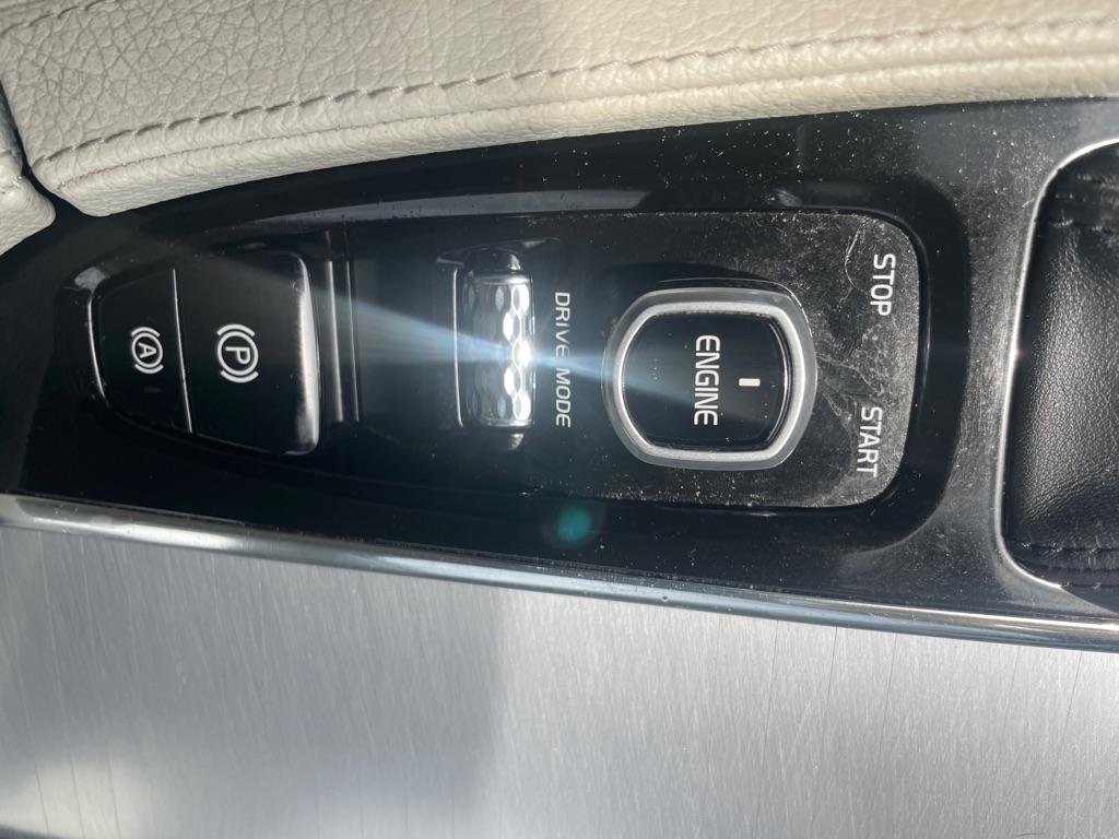 Volvo XC90  2017