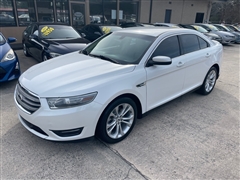 2013 Ford Taurus 