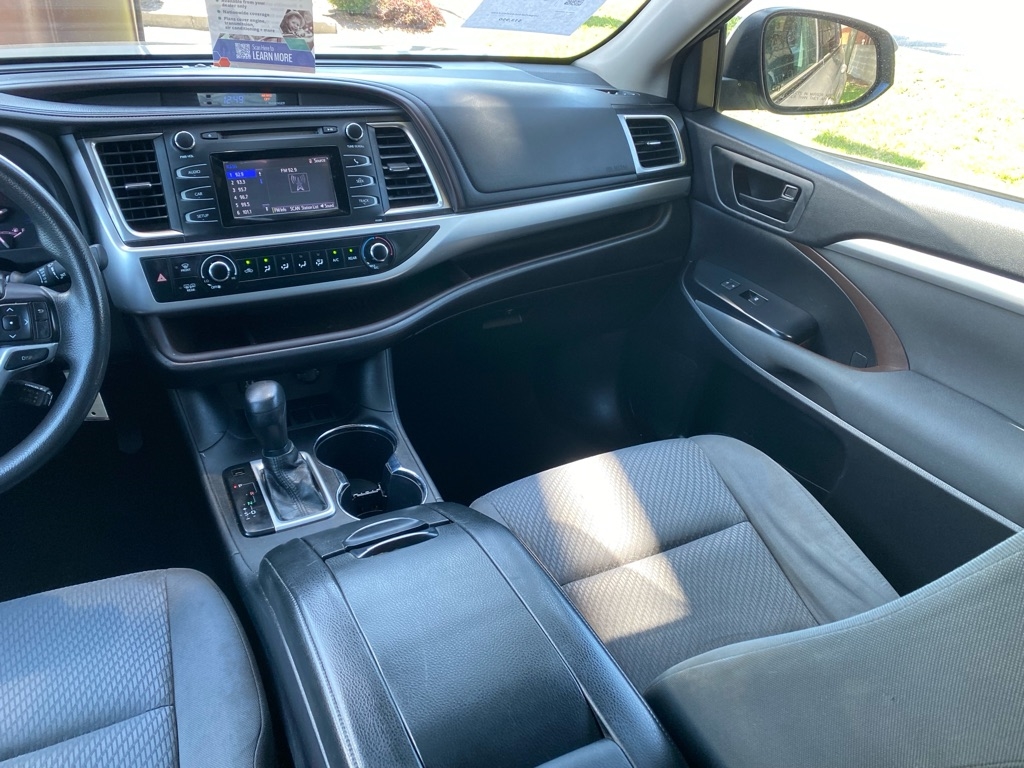 Toyota Highlander  2016