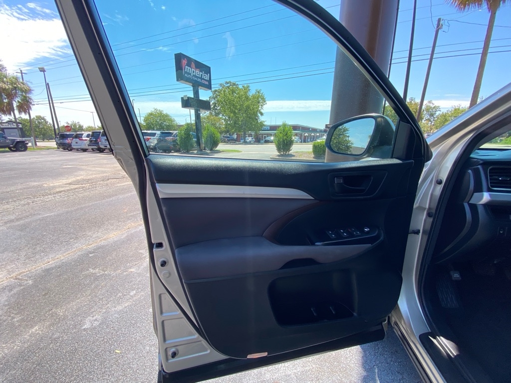 Toyota Highlander  2016