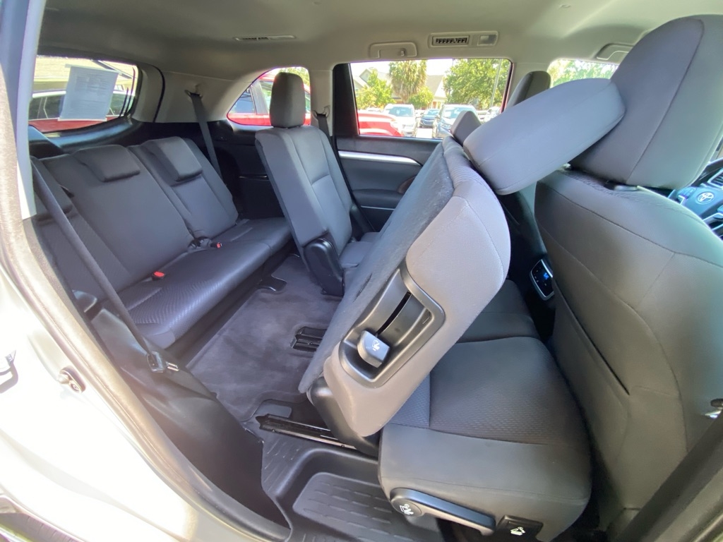 Toyota Highlander  2016