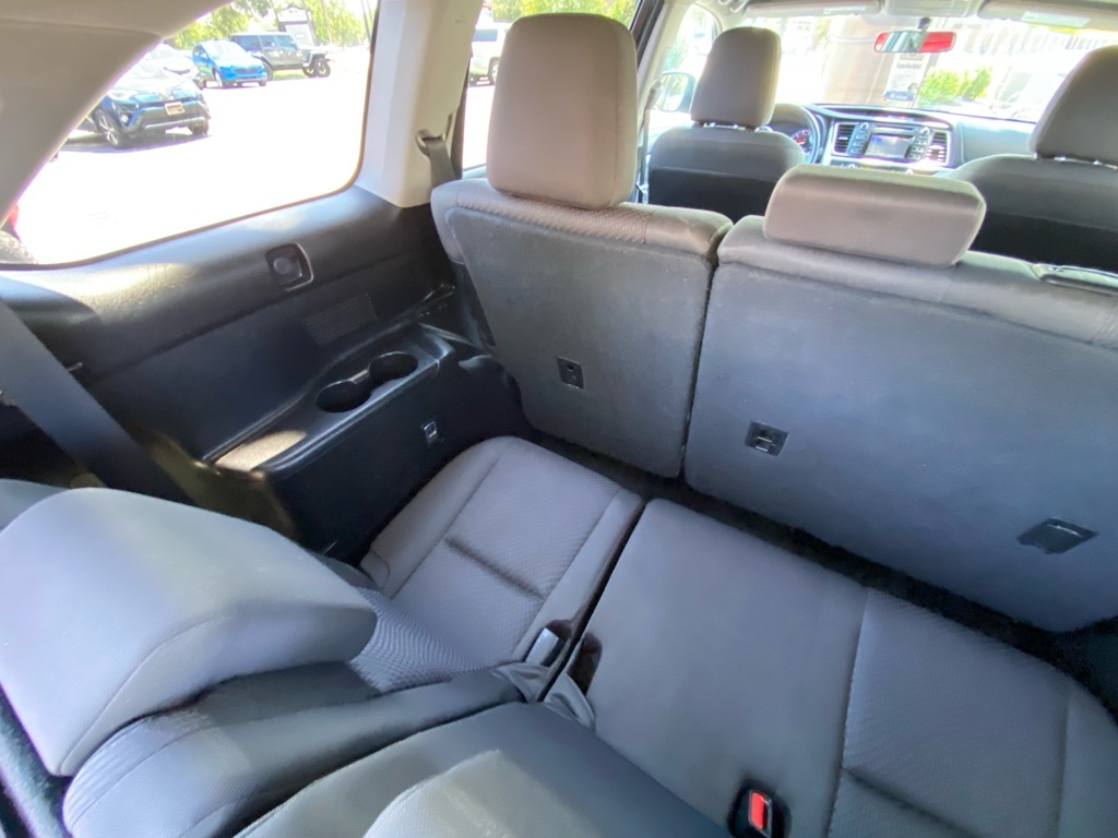 Toyota Highlander  2016