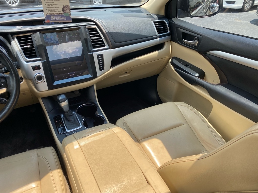 Toyota Highlander  2015