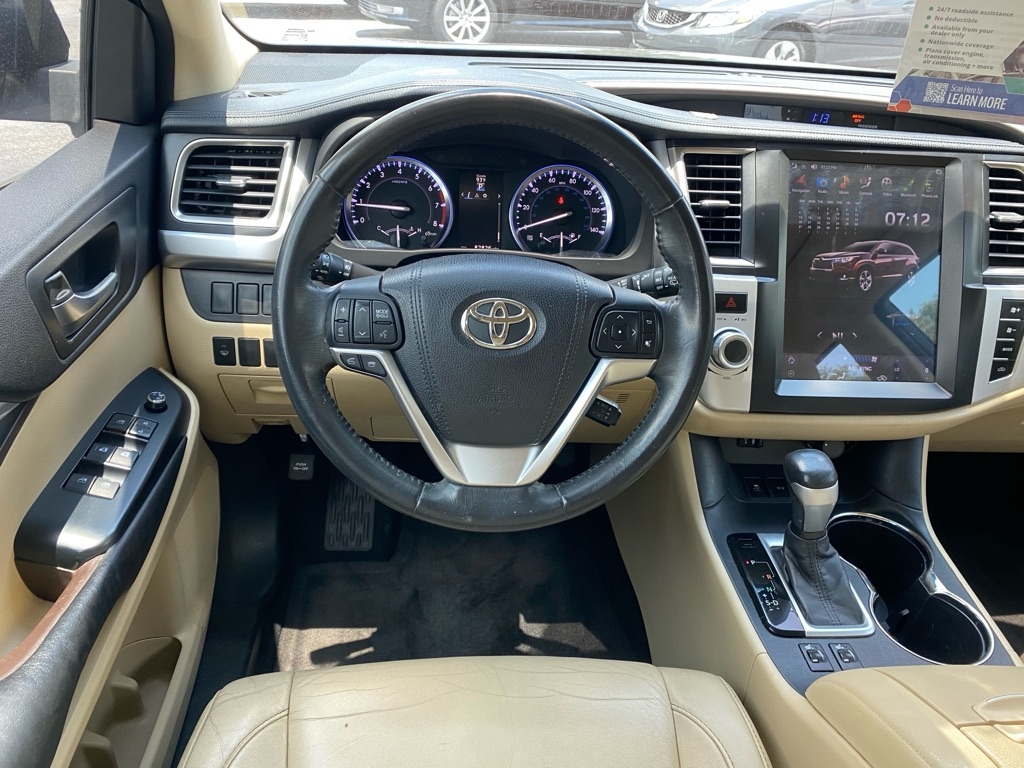 Toyota Highlander  2015