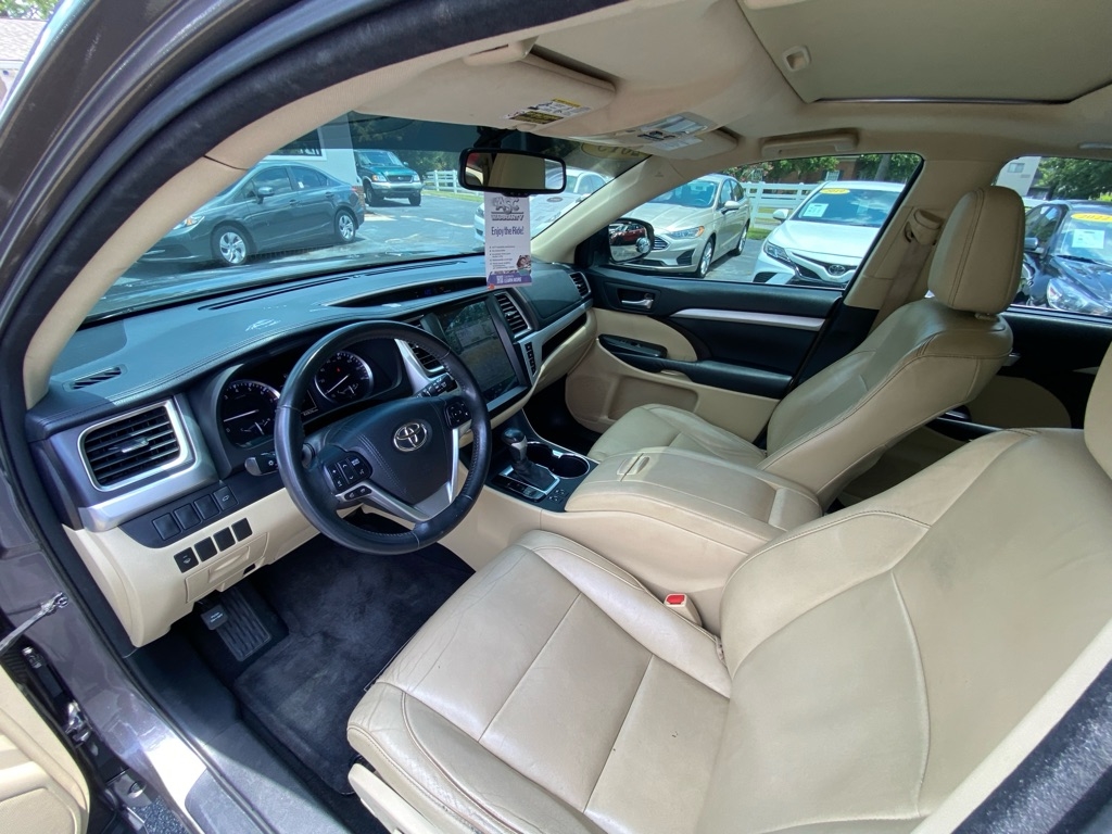 Toyota Highlander  2015