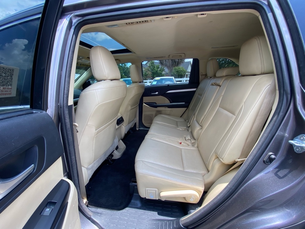 Toyota Highlander  2015