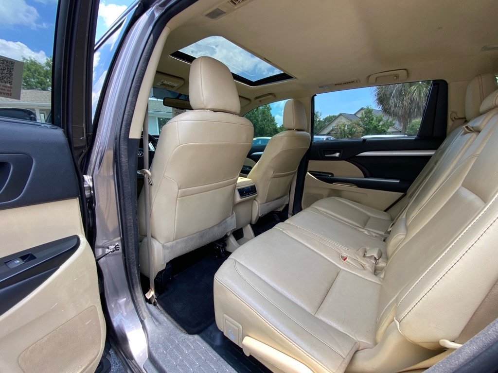 Toyota Highlander  2015