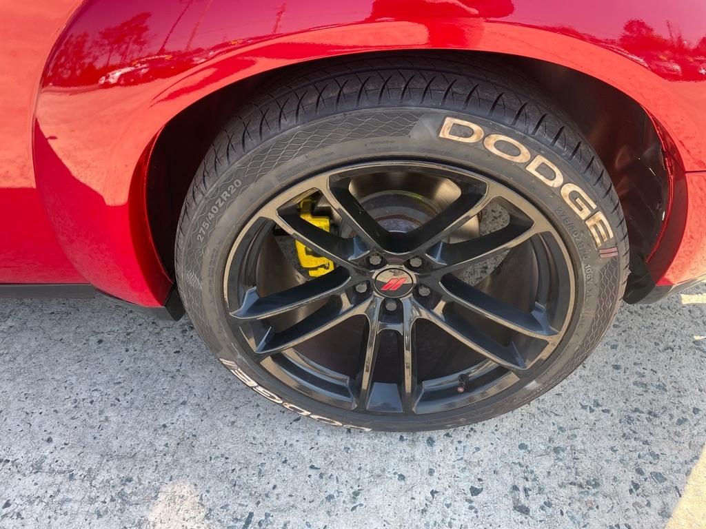 Dodge Challenger  2013