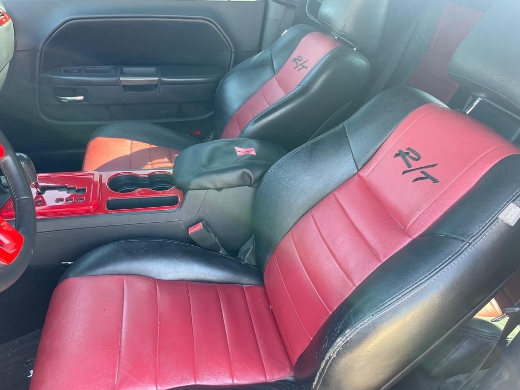 Dodge Challenger  2013