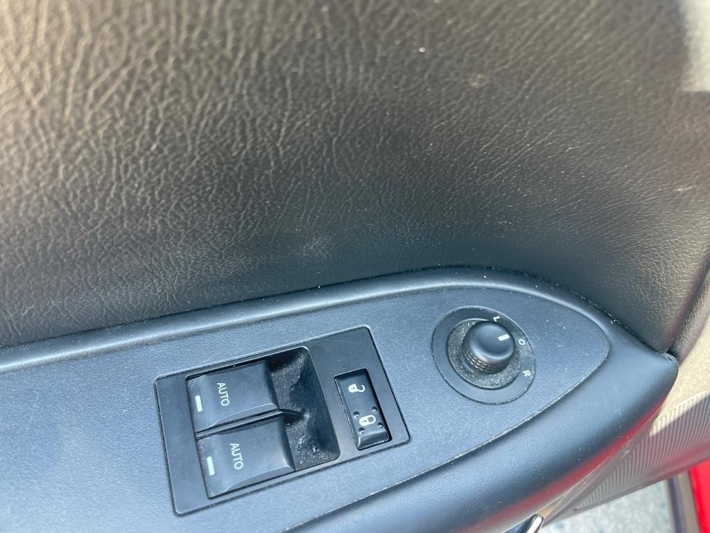 Dodge Challenger  2013