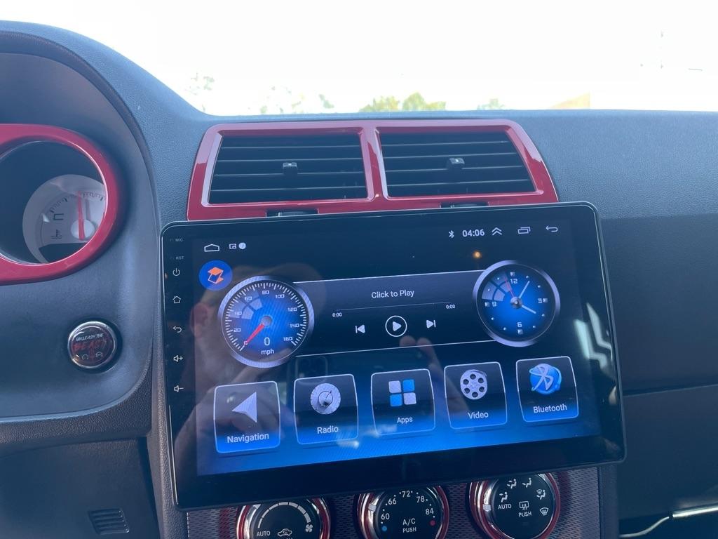 Dodge Challenger  2013