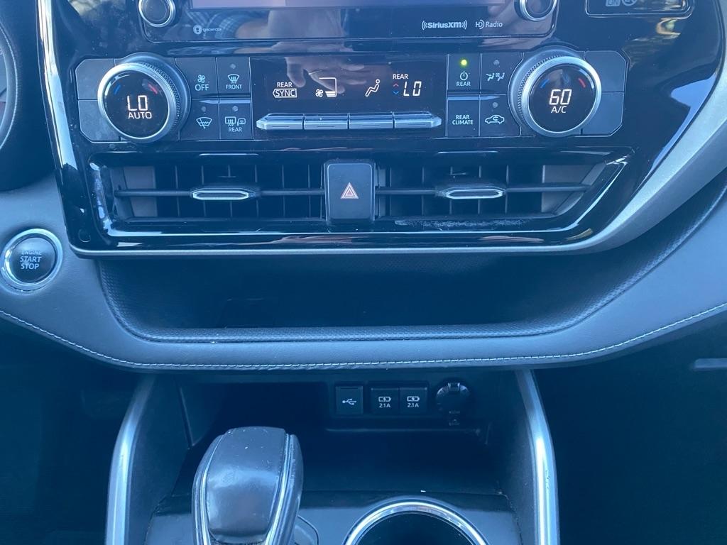 Toyota Highlander  2020