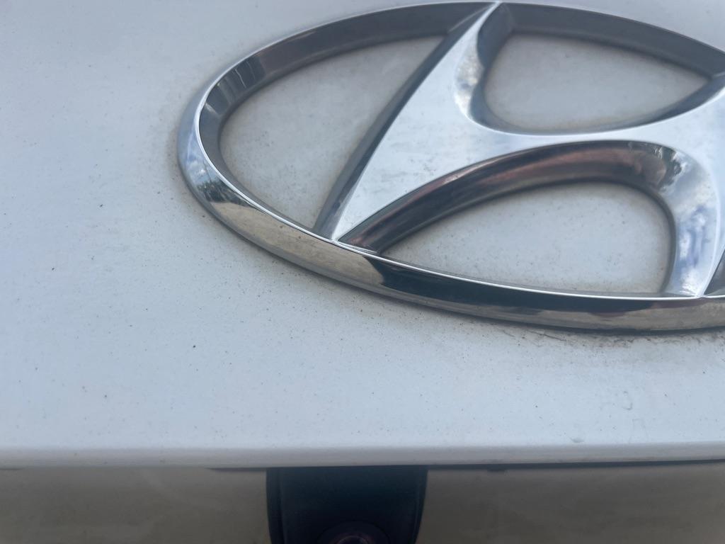 Hyundai Elantra  2018